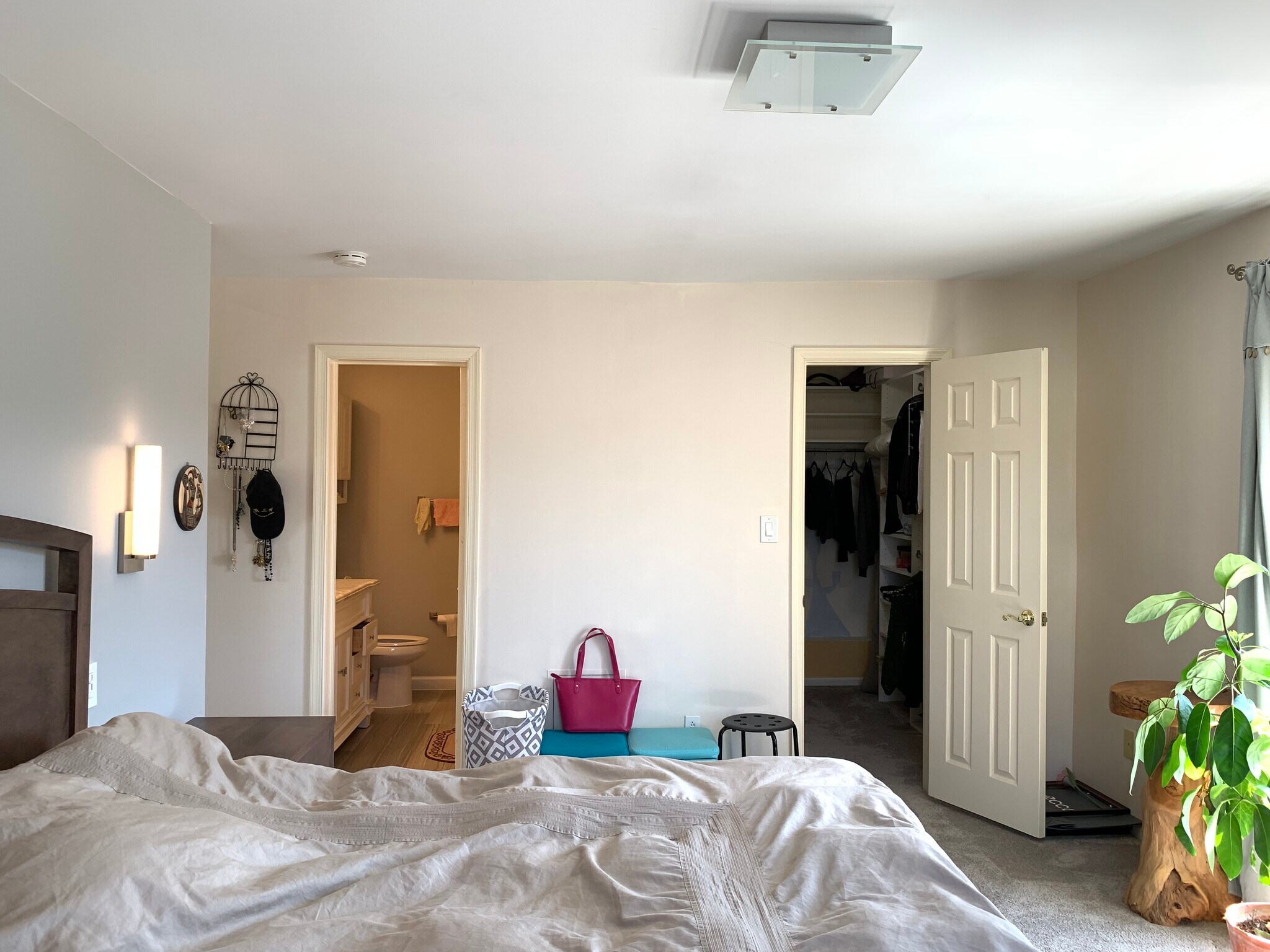 master bed - 5713 Brewer House Cir