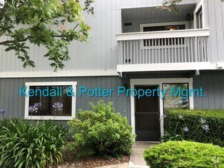 Building Photo - Spacious 3 bed/2.5 bath End Unit Townhome ...