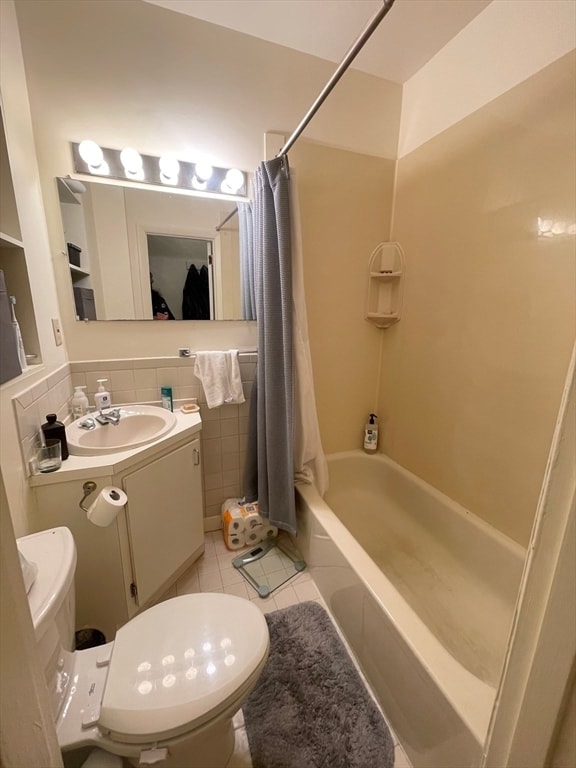 Building Photo - 68 Myrtle St