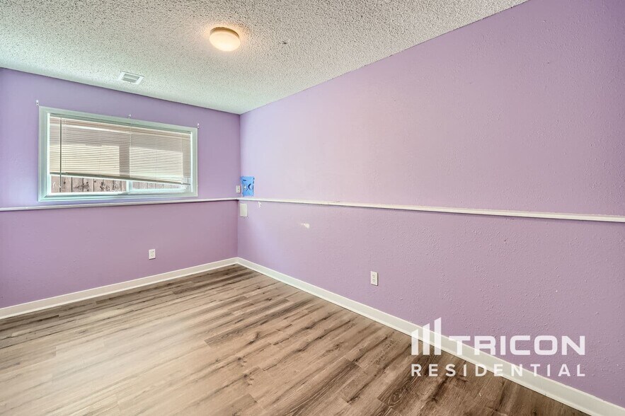 Building Photo - 385 Mountain Cloud Cir