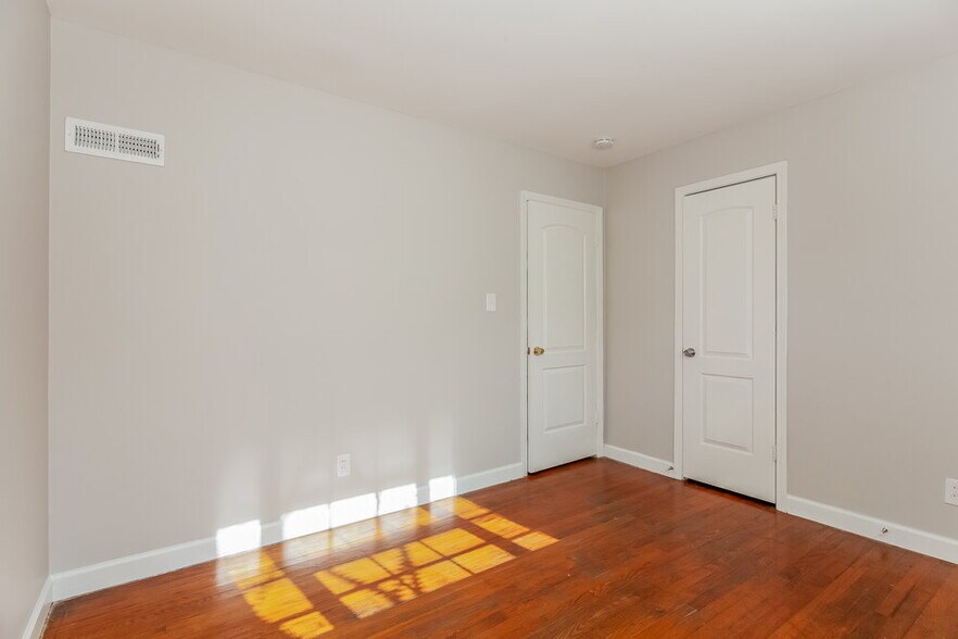 Building Photo - 9443 Feldbank Dr