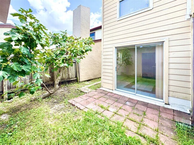 Building Photo - 12504 Autumn Leaf Ln