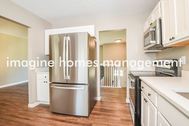 Building Photo - 7881 Driftwood Drive