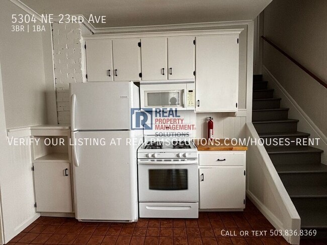 Building Photo - 5304 NE 23rd Ave