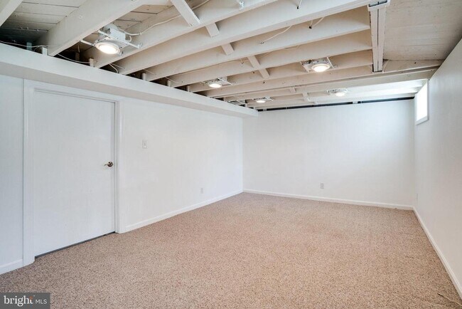 Building Photo - 5600 4th St S