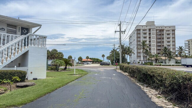 Building Photo - 2186 Jimmy Buffett Mem Hwy