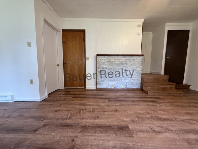 Building Photo - kan