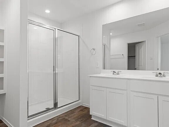 Building Photo - 3815 Turnpike Dr