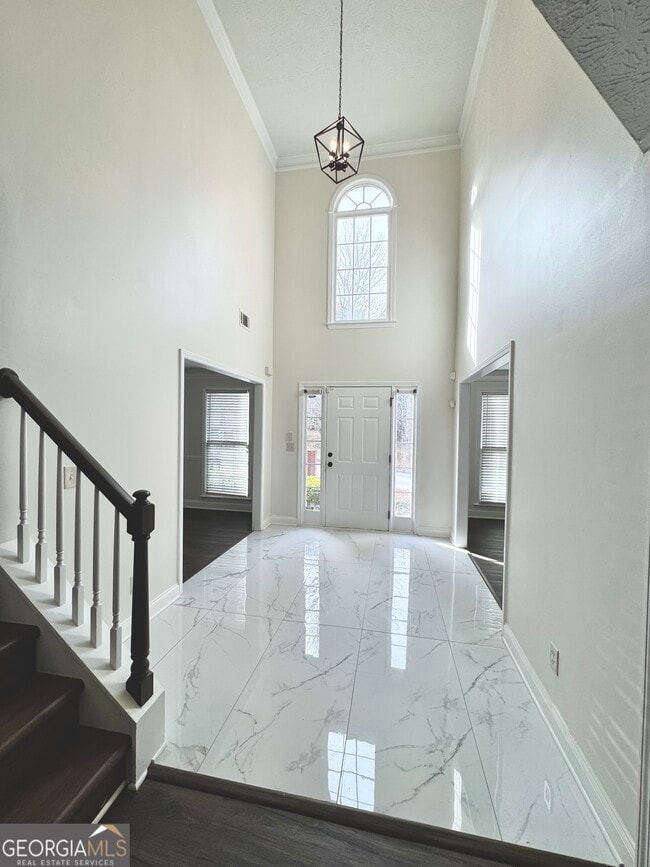 Building Photo - 6284 Southland Ridge