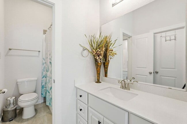 Building Photo - 2239 Plum Creek Dr