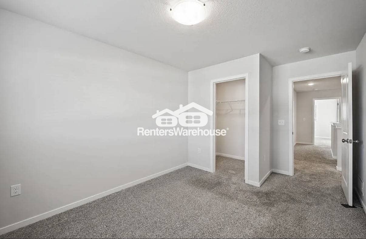 Building Photo - 3620 NE Marissa Ln