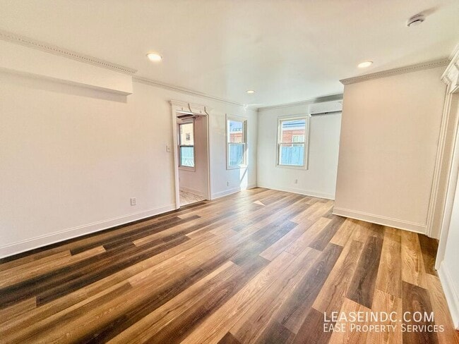 Building Photo - 513 N Street NW-