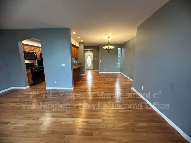 Building Photo - 2327 S I St