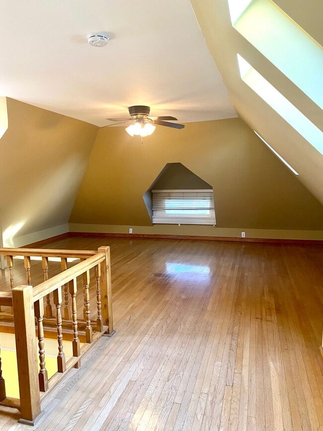Building Photo - 2530 O St