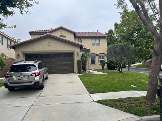 Building Photo - Beautiful Corner lot home in gated community.