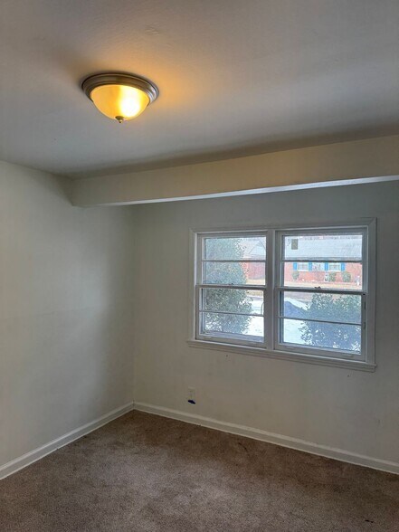 Building Photo - 3601 Hendricks Ave