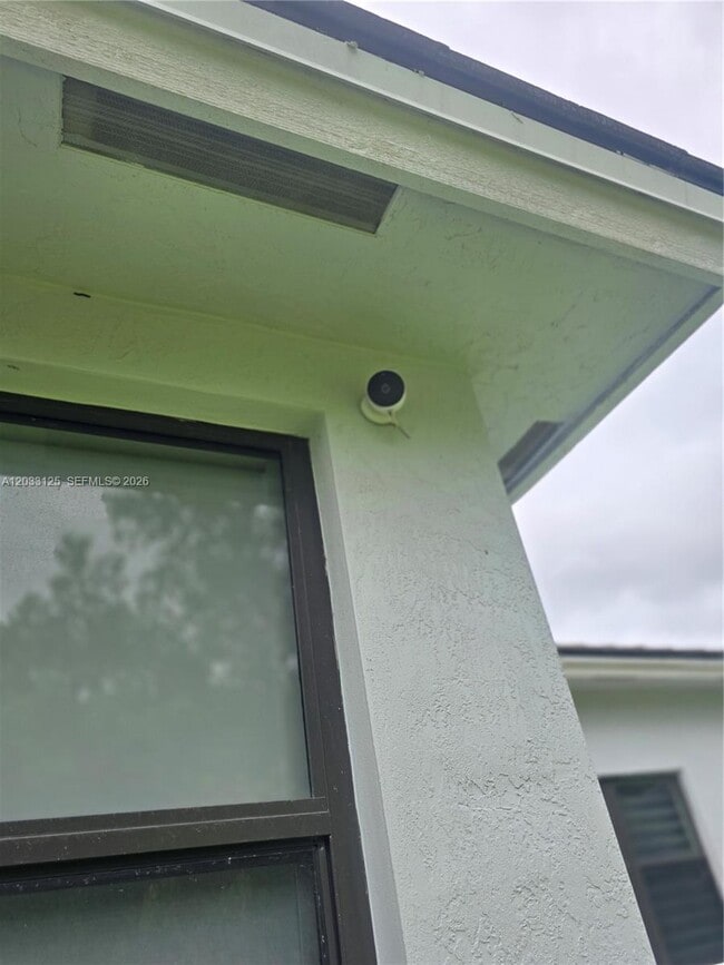 Building Photo - 19410 SW 124th Ct