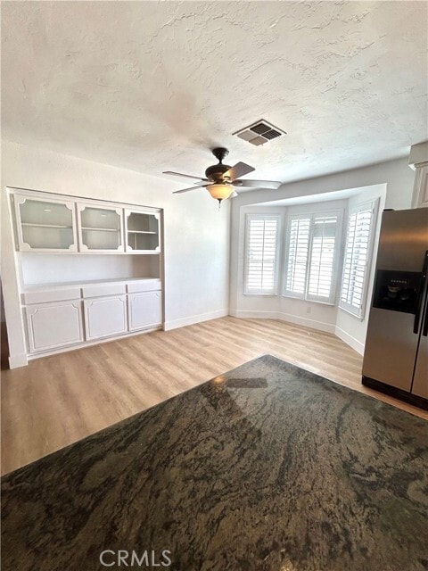 Building Photo - 70130 Cottonwood Dr
