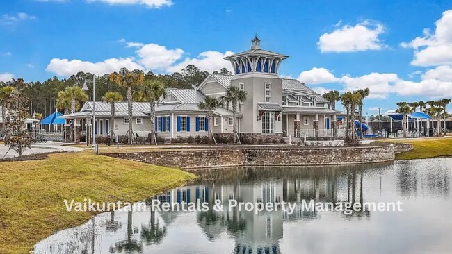Building Photo - 563 Cherry Elm Dr