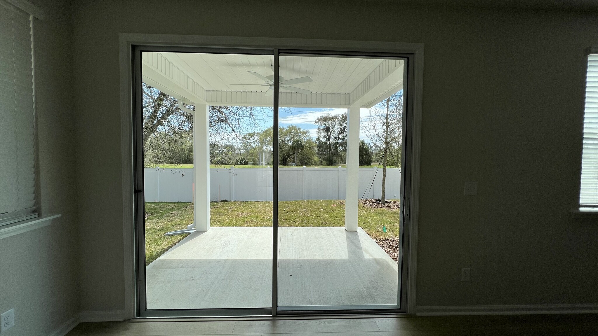 Building Photo - 6891 Mirage St