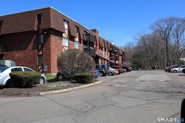 Building Photo - 1274 E Main St