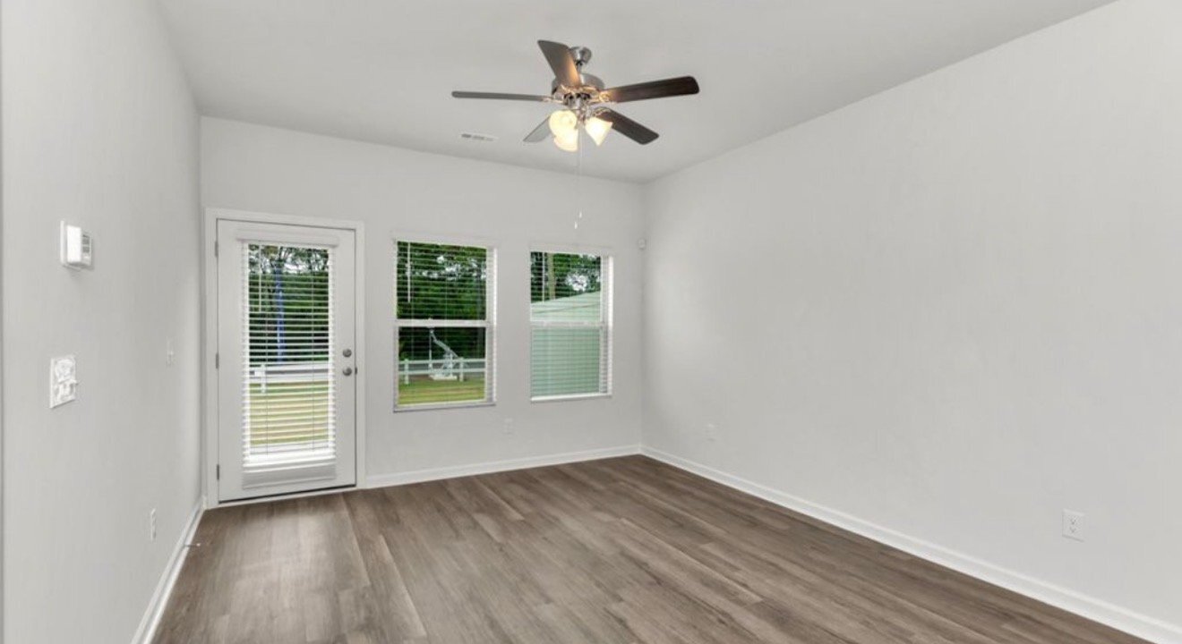 Building Photo - 217 Bay Pine Dr