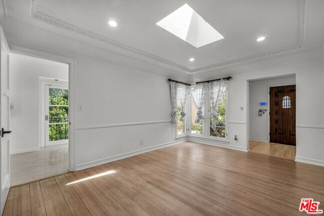 Building Photo - 1521 Midvale Ave