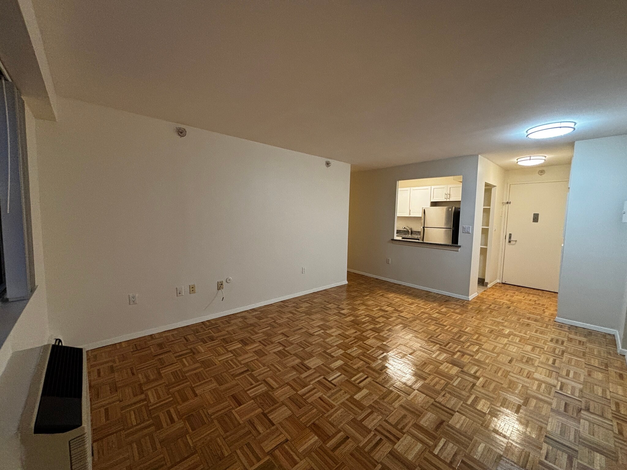 Building Photo - 109 Babcock St