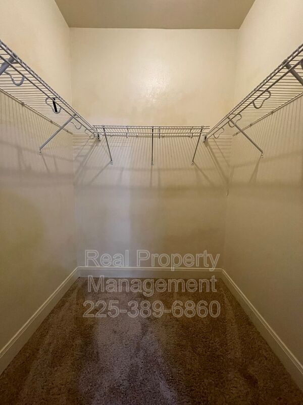 Building Photo - 31855 LA Hwy 16