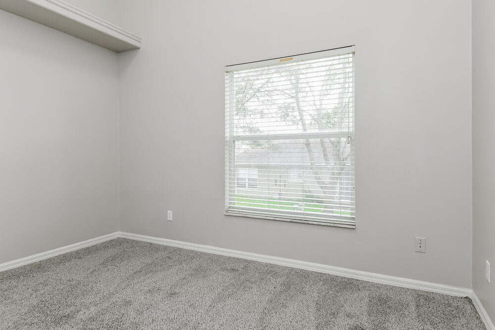 Building Photo - 1140 Stoneham Dr