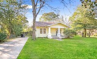 Building Photo - 352 East Dr