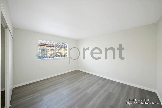 Building Photo - 1621 Gish Ave