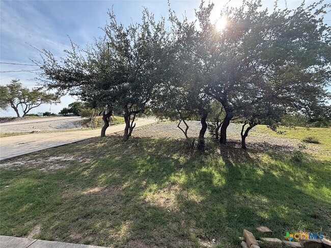 Building Photo - 1071 Rocky Ridge Loop