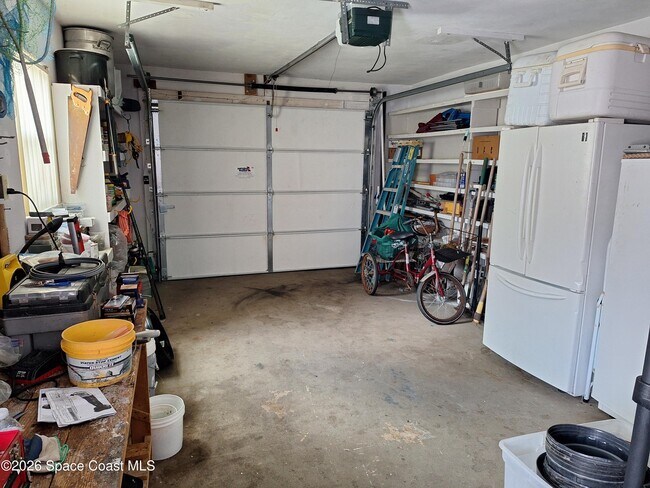 Building Photo - 289 Ellwood Ave