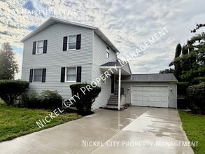 Building Photo - 151 Mapleleaf Dr
