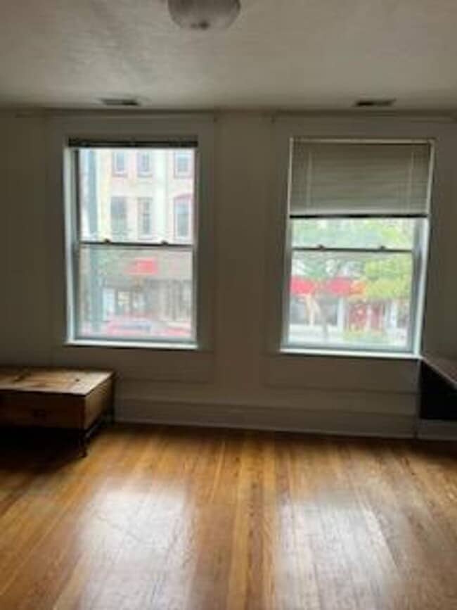 Building Photo - 145 E Front St