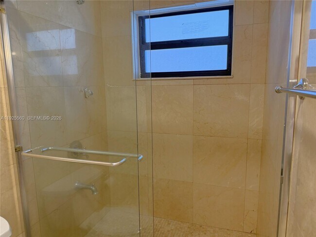 Building Photo - 55 Ocean Ln Dr