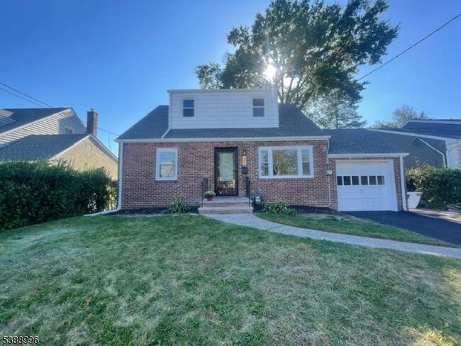 Building Photo - 752 Layton Dr