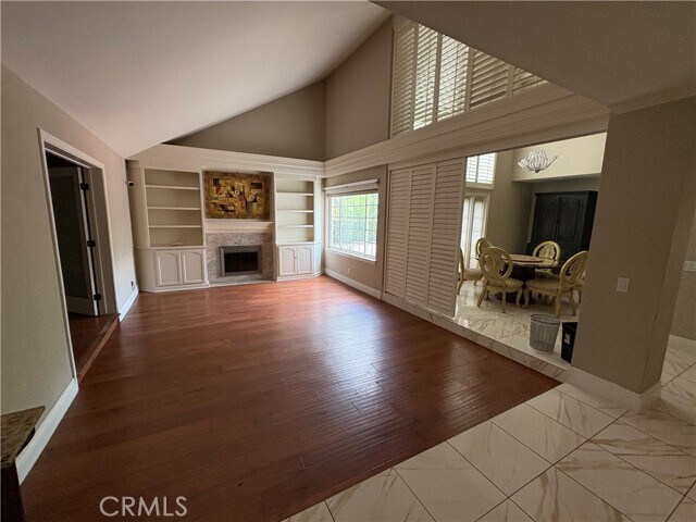 Building Photo - 1740 Orangewood Ave