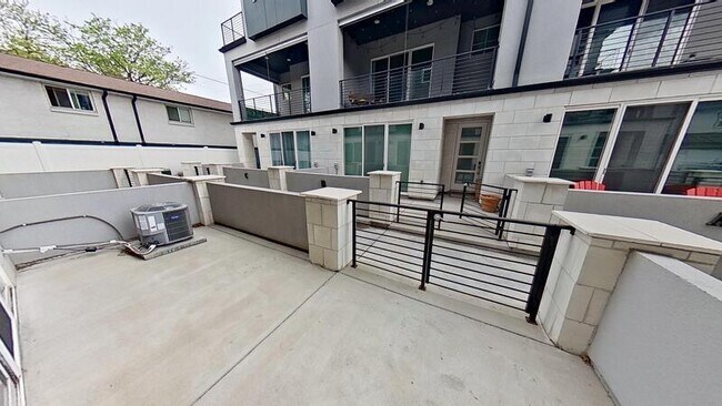 Building Photo - 7871 W 51st Ave