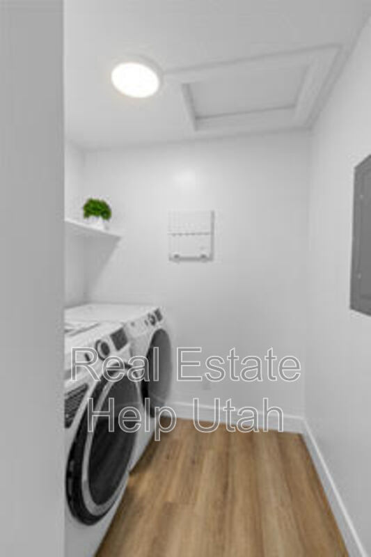 Building Photo - 285 W 1150 N
