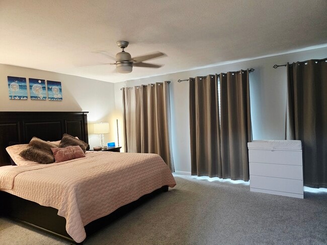 Building Photo - 6885 Charlestown Ln