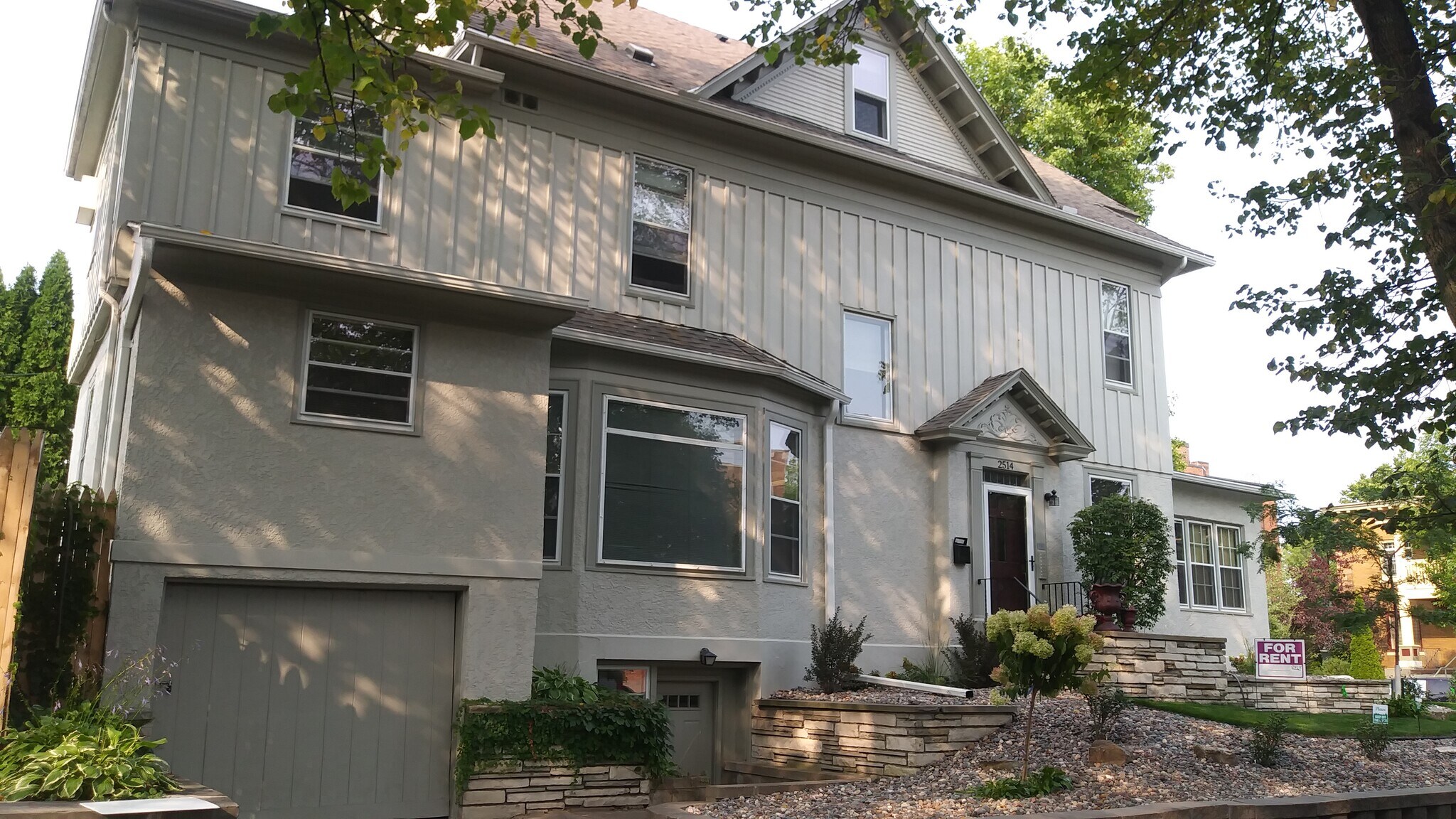 Main Entrance - 2514 Girard Ave S