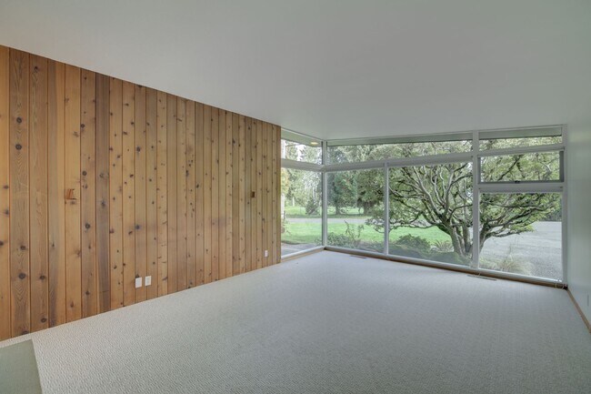 Building Photo - 4Bd/1.75Ba Seattle House