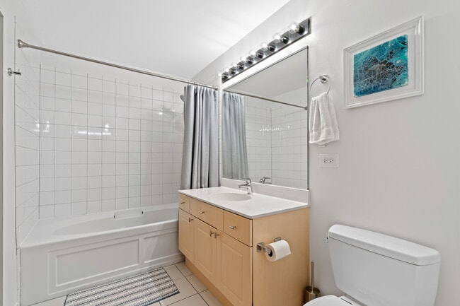 Building Photo - 1720 S Michigan Ave