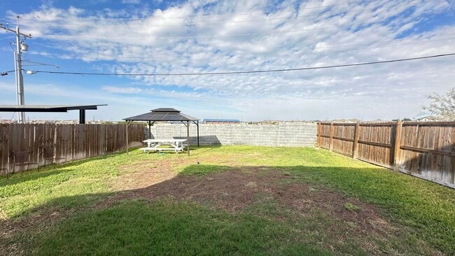 Building Photo - 3614 Jorge Sosa Dr