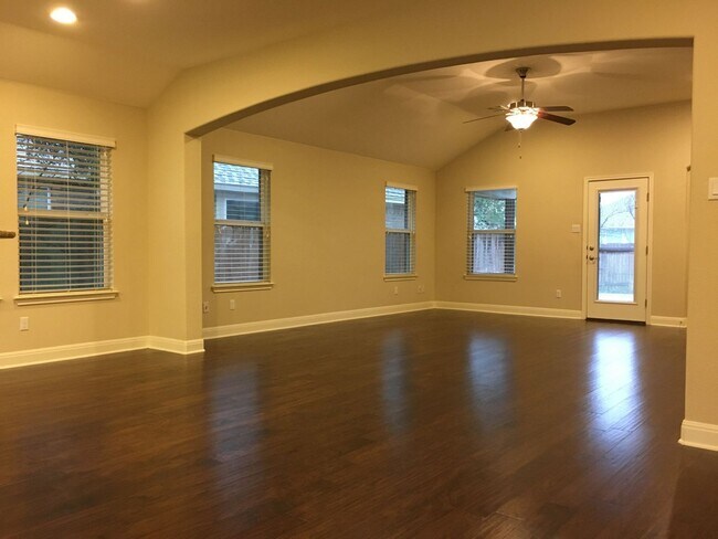 Building Photo - GORGEOUS LARGE 1 STORY IN WHITESTONE OAKS