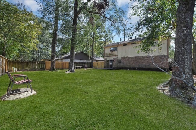 Building Photo - 3115 River Valley Dr