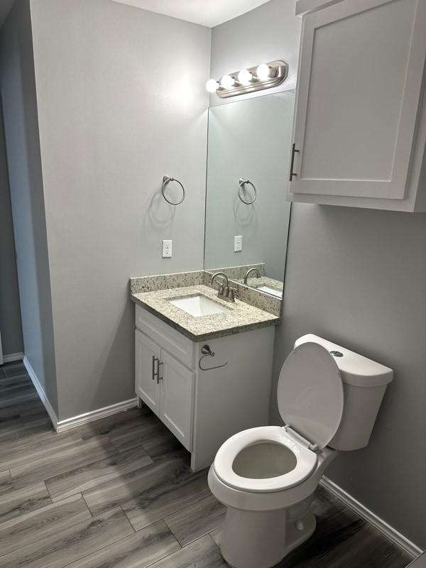 Building Photo - 324 Uva Ln