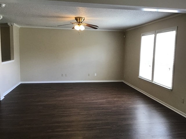 Building Photo - 6805 W Littleton Dr
